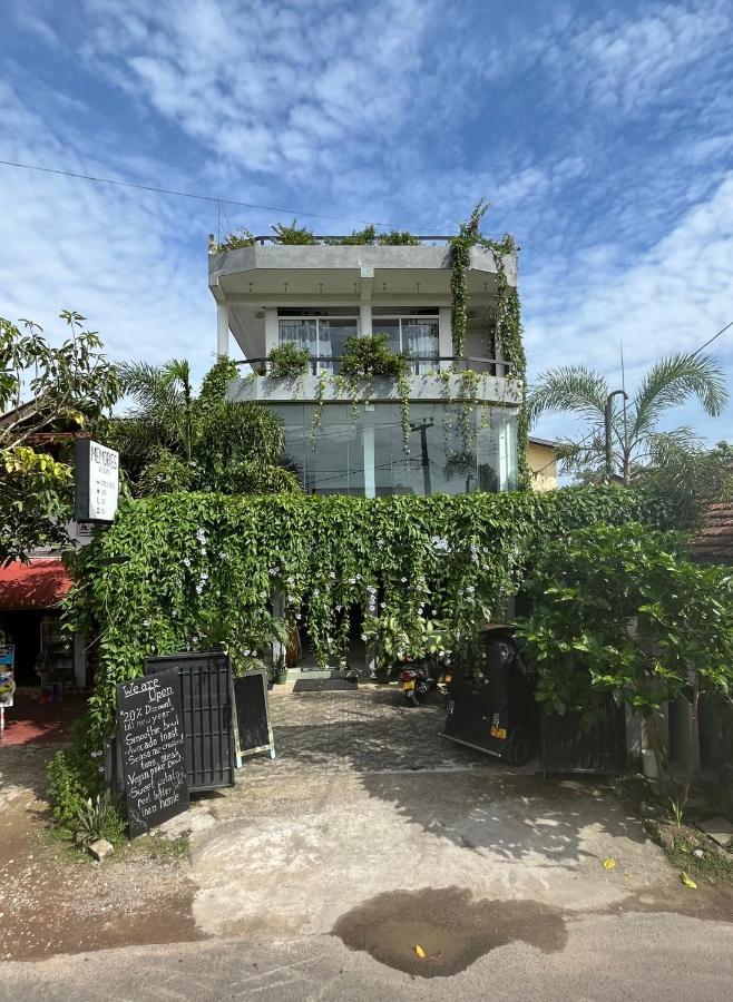 Memories Weligama Hostel Exterior photo
